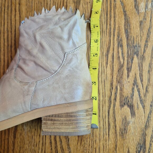 NIB BED STU ROAN Diabolical Leather Ankle Bootie Bone Size 7.5 - Picture 9 of 16